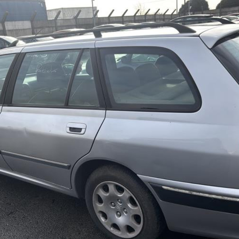 Pivot de moyeu arriere droit PEUGEOT 406 Photo n°8