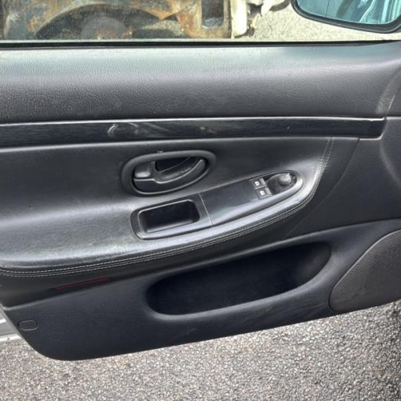 Pivot de moyeu arriere droit PEUGEOT 406 Photo n°10