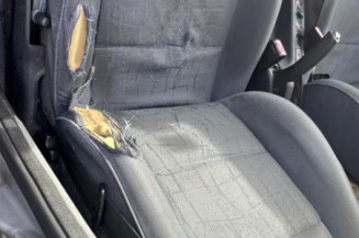 Pivot de moyeu arriere droit PEUGEOT 406