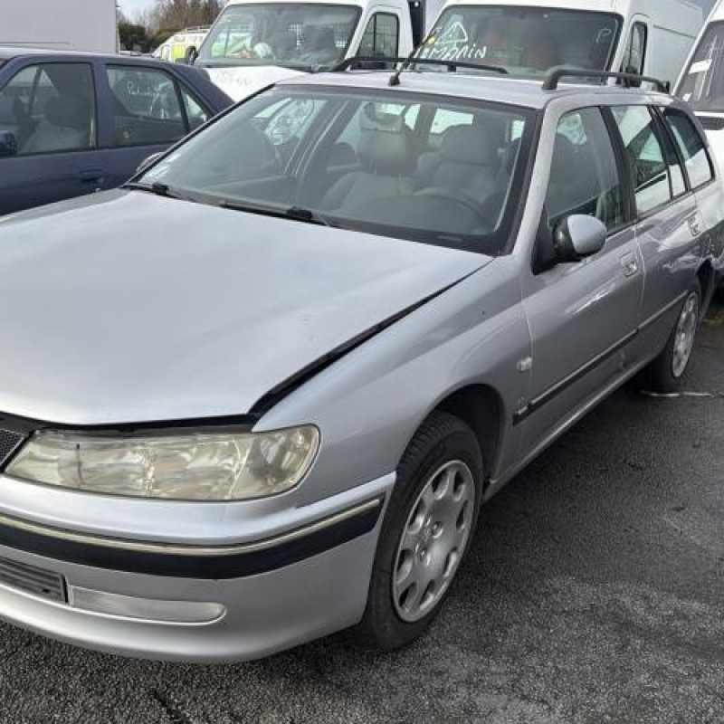 Pivot de moyeu arriere gauche PEUGEOT 406 Photo n°2