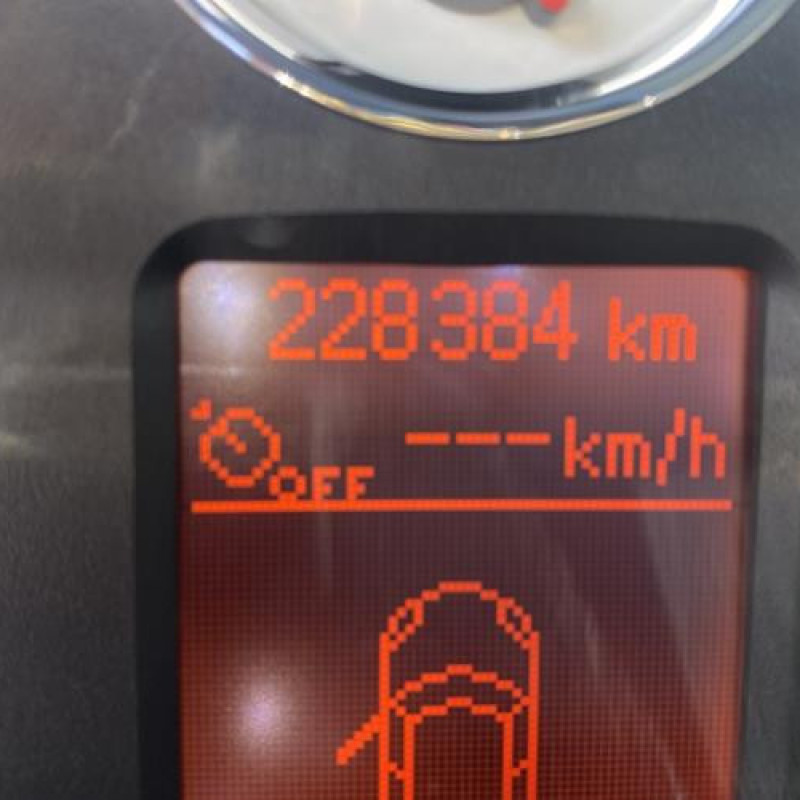 Reservoir essence PEUGEOT 407 Photo n°1