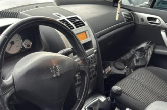 Reservoir essence PEUGEOT 407