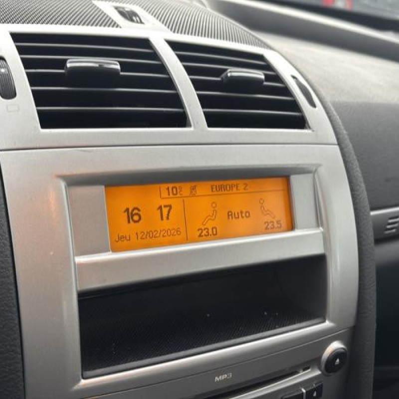 Reservoir essence PEUGEOT 407 Photo n°18