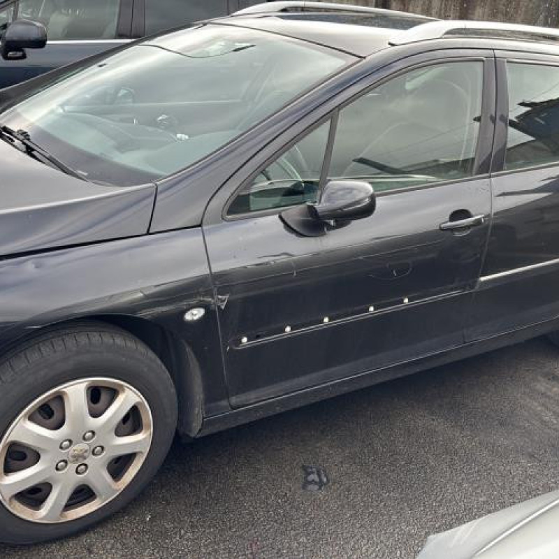 Reservoir essence PEUGEOT 407 Photo n°8