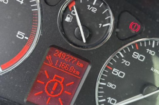 Reservoir essence PEUGEOT 407