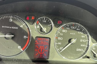 Reservoir essence PEUGEOT 407