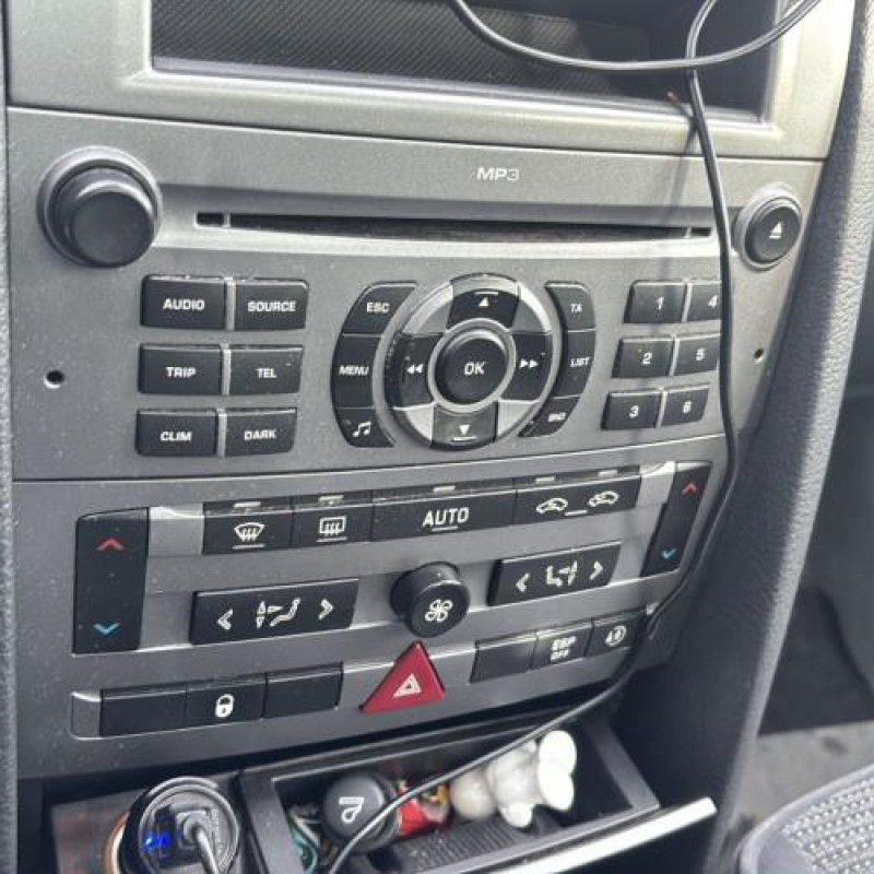 Reservoir essence PEUGEOT 407 Photo n°16