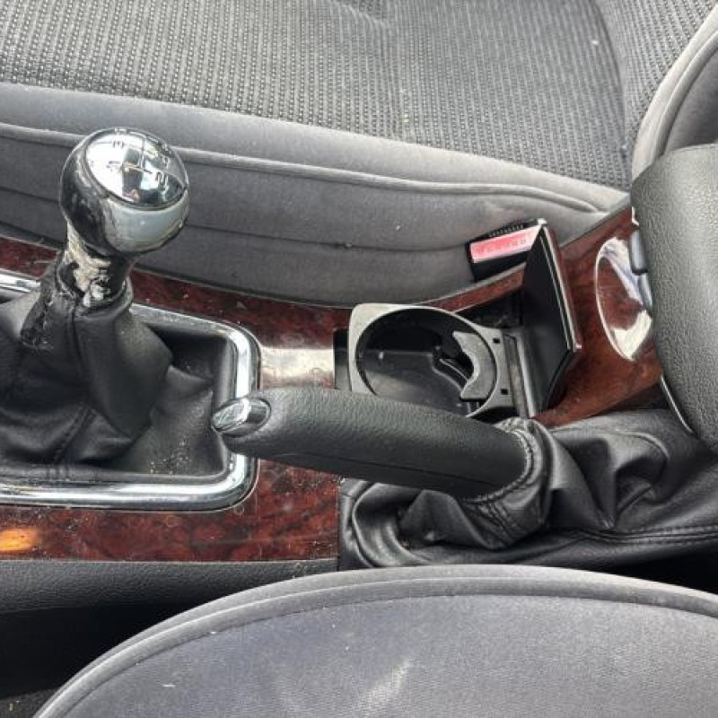 Reservoir essence PEUGEOT 407 Photo n°18