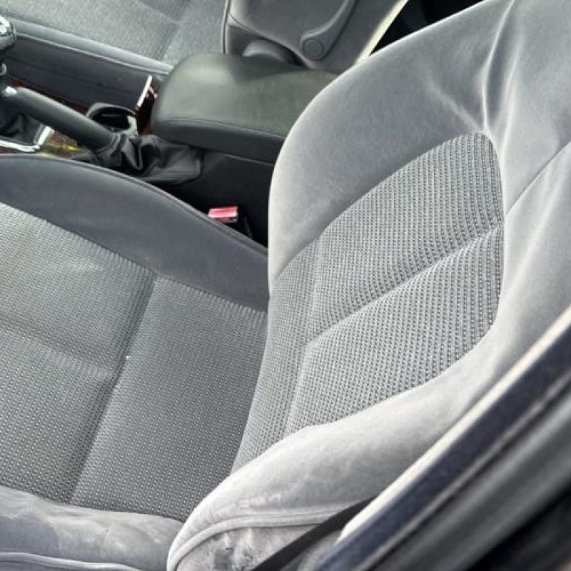 Reservoir essence PEUGEOT 407 Photo n°20