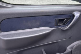 Serrure arriere droit CITROEN BERLINGO 1