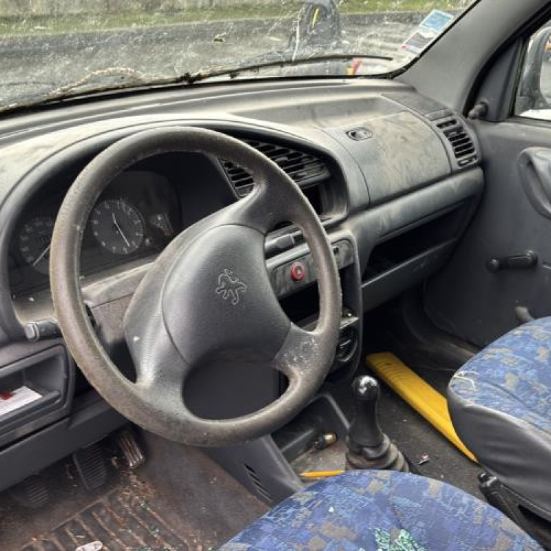 Support filtre gazoil PEUGEOT PARTNER 1 Photo n°12