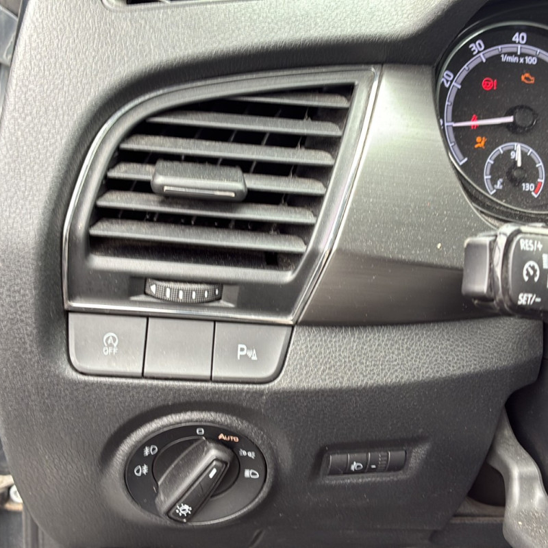 SKODA FABIA 3 PHASE 2 BREAK 1.0 TSI - 12V TURBO Photo n°15