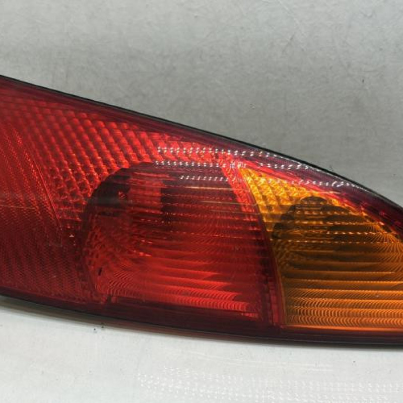 Feu arriere principal droit (feux) FORD FOCUS 1 Photo n°1