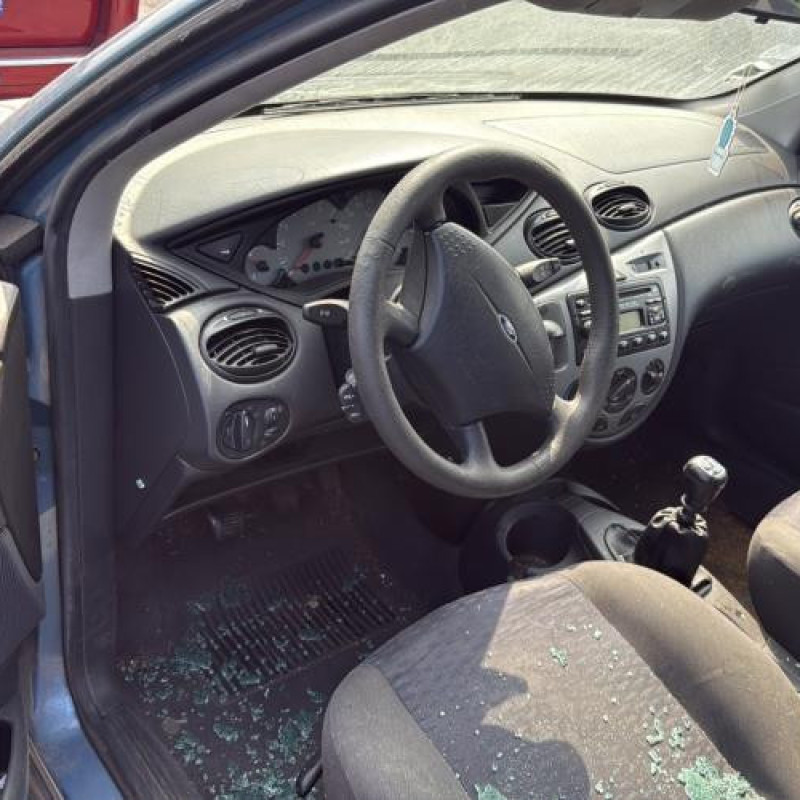 Feu arriere principal droit (feux) FORD FOCUS 1 Photo n°15