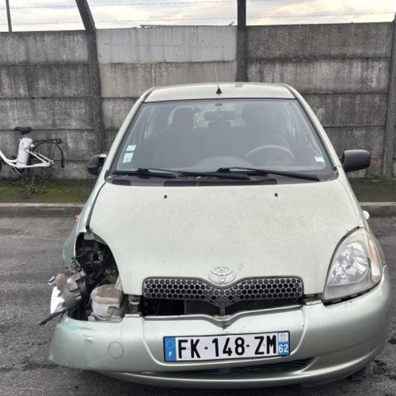 Feu arriere principal droit (feux) TOYOTA YARIS 1 Photo n°20