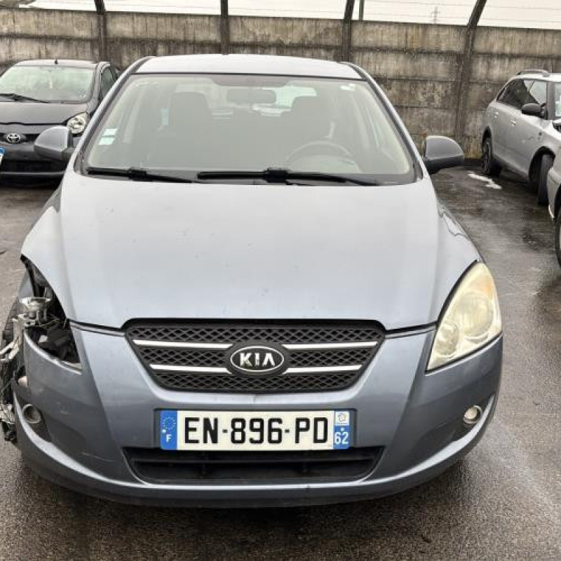 Aile avant gauche KIA CEE-D 1 Photo n°12