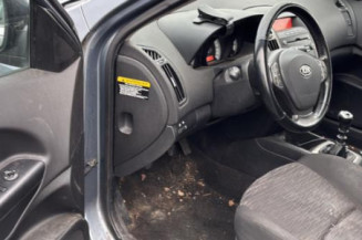 Aile avant gauche KIA CEE-D 1