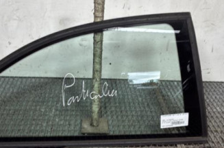 Custode arriere droit BMW SERIE 3 E46 Photo n°1