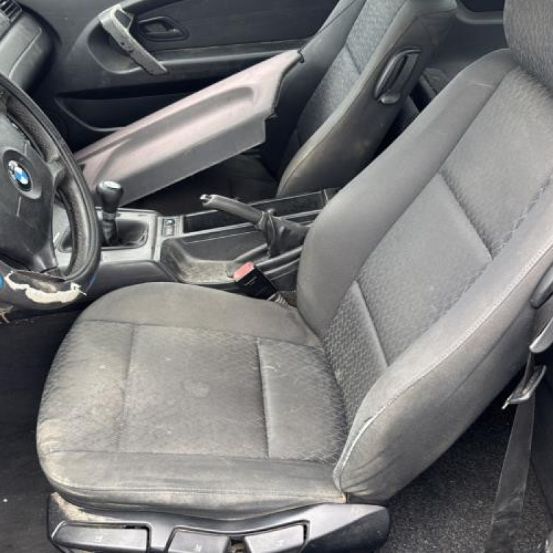 Custode arriere gauche BMW SERIE 3 E46 Photo n°13