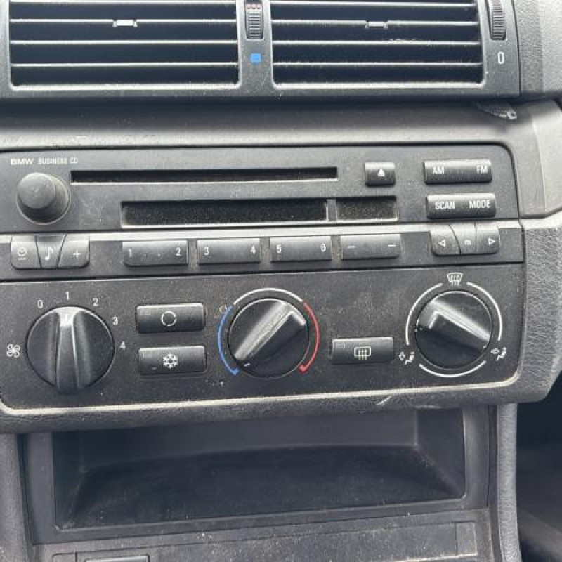 Custode arriere gauche BMW SERIE 3 E46 Photo n°16