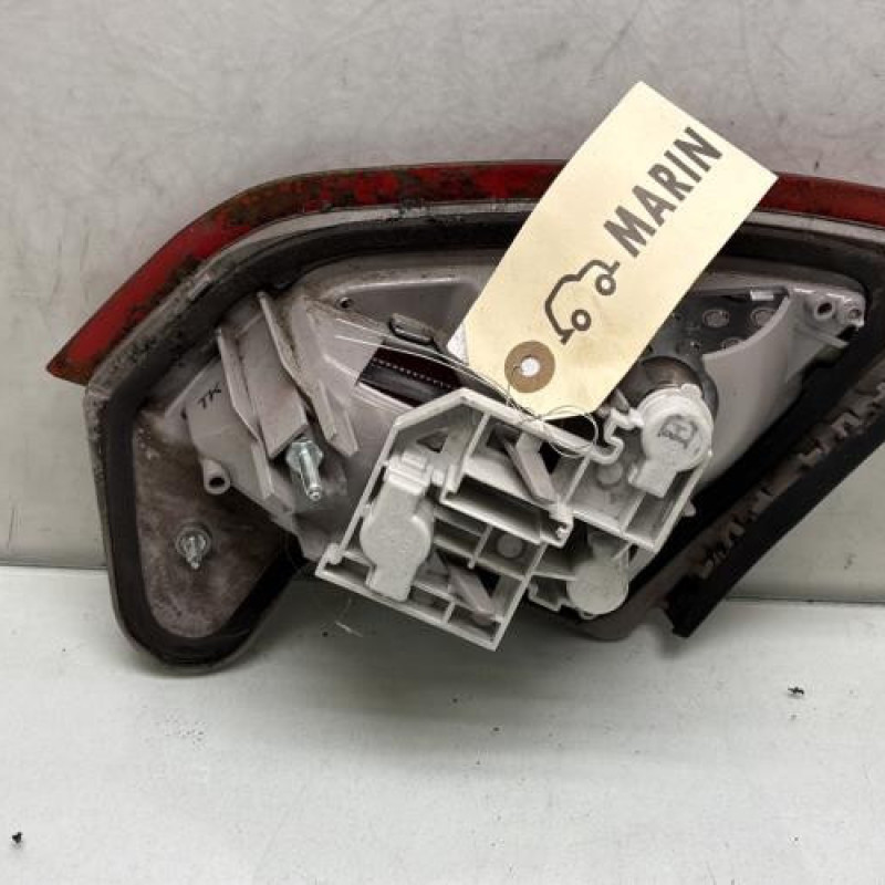 Feu arriere secondaire gauche (feux) FORD MONDEO 3 Photo n°2