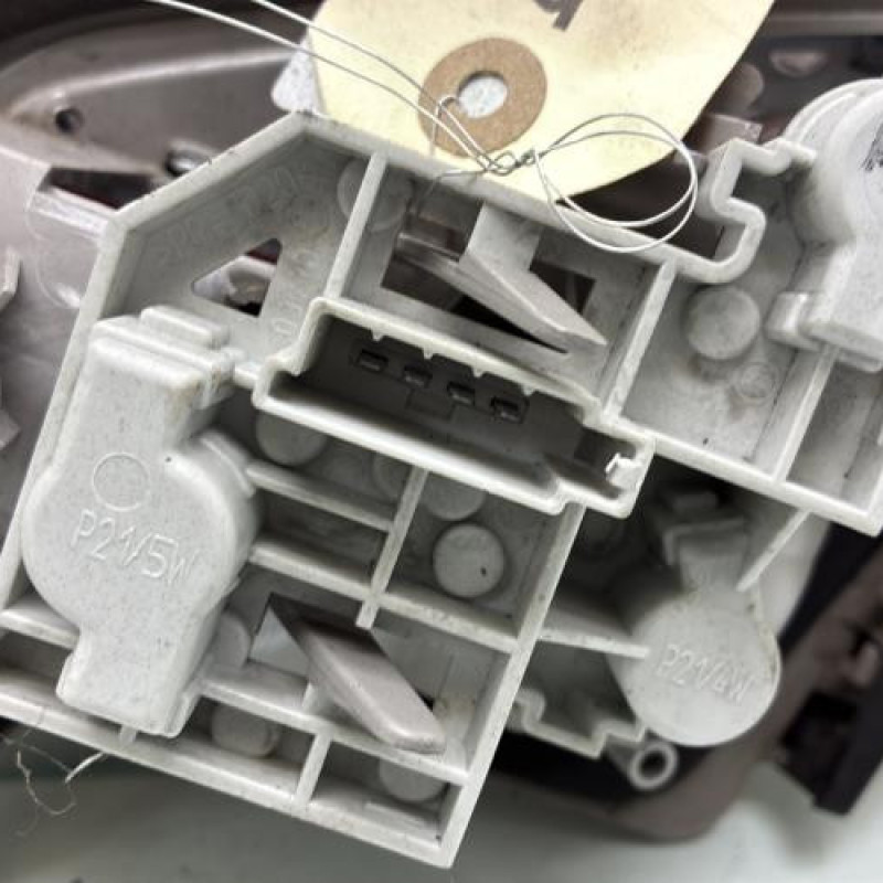 Feu arriere secondaire gauche (feux) FORD MONDEO 3 Photo n°3