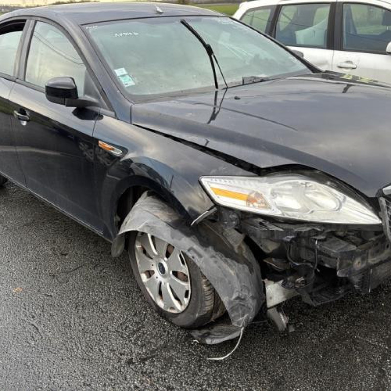 Feu arriere secondaire gauche (feux) FORD MONDEO 3 Photo n°5