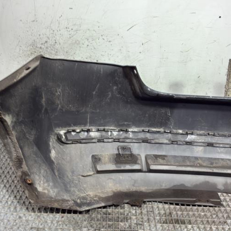 Pare choc arriere FIAT STILO Photo n°7