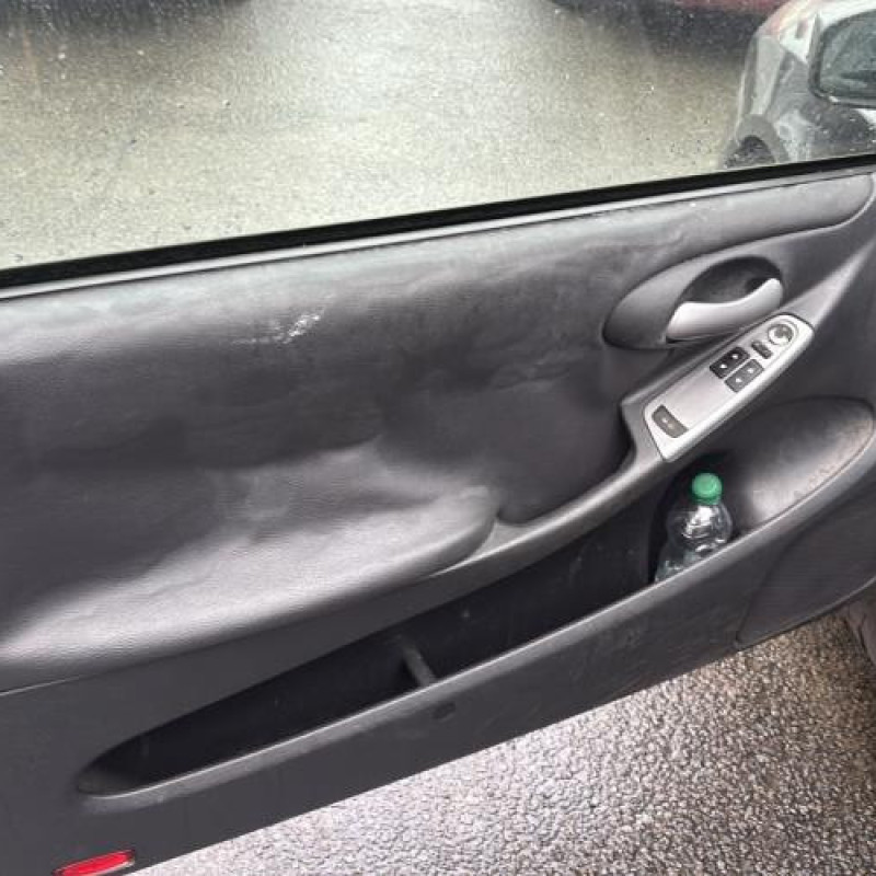 Pare choc arriere FIAT STILO Photo n°16