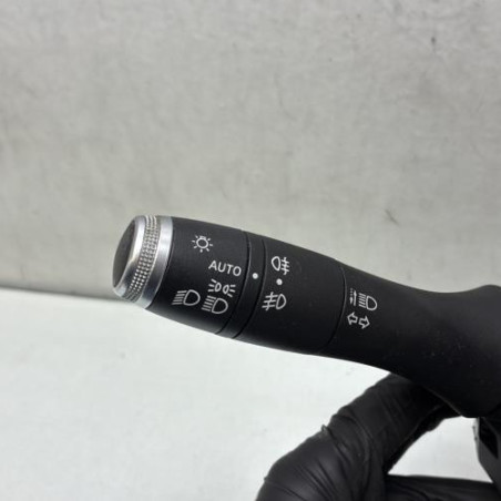 Com (Bloc Contacteur Tournant+Commodo Essuie Glace+Commodo Phare) RENAULT CLIO 5