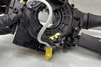 Com (Bloc Contacteur Tournant+Commodo Essuie Glace+Commodo Phare) RENAULT CLIO 5