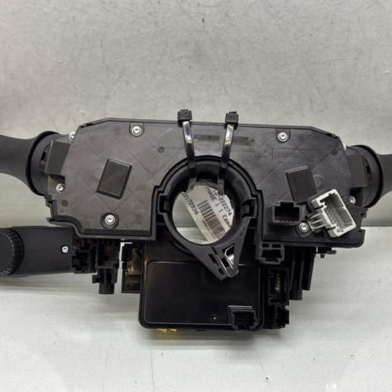 Com (Bloc Contacteur Tournant+Commodo Essuie Glace+Commodo Phare) RENAULT CLIO 5 Photo n°5