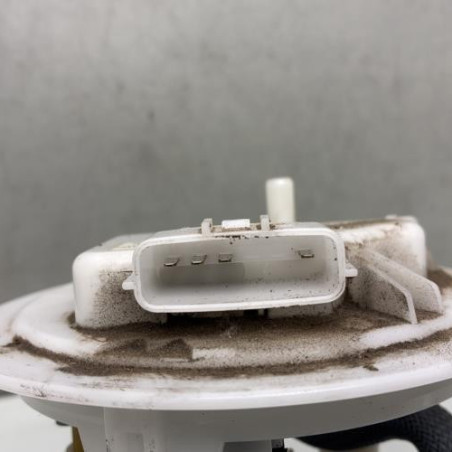 Pompe à carburant RENAULT CLIO 5