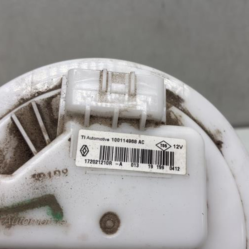 Pompe à carburant RENAULT CLIO 5 Photo n°3