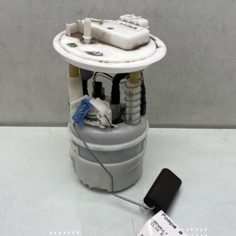 Pompe à carburant RENAULT CLIO 5 Photo n°4