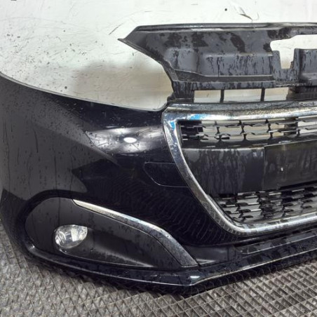 Pare choc avant PEUGEOT 208 1