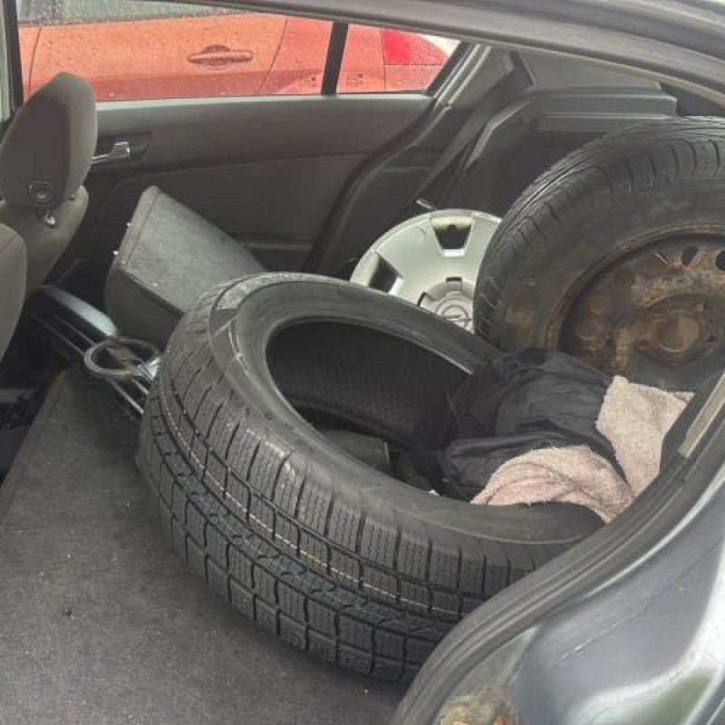 Moteur essuie glace avant OPEL ASTRA H Photo n°18