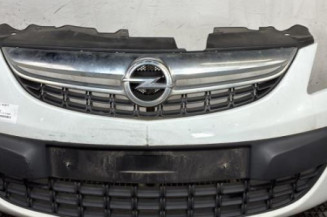 Pare choc avant OPEL CORSA D Photo n°1