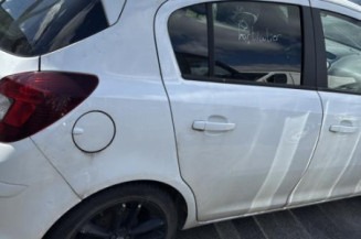 Pare boue avant gauche OPEL CORSA D