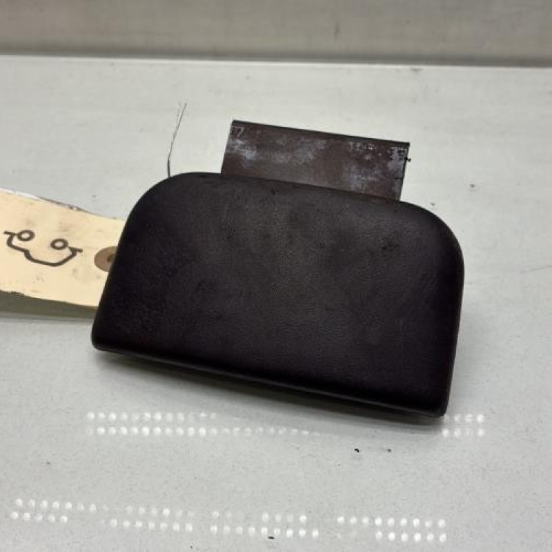 Poignee porte avant gauche PEUGEOT 106 Photo n°1