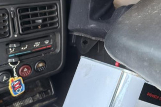 Poignee porte avant gauche PEUGEOT 106