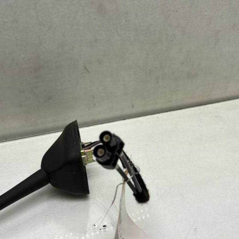 Antenne FORD FIESTA 7 Photo n°3