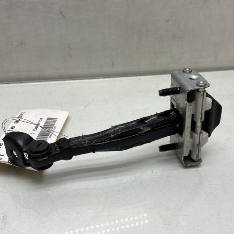 Arret de porte avant droit FORD FIESTA 7 Photo n°4