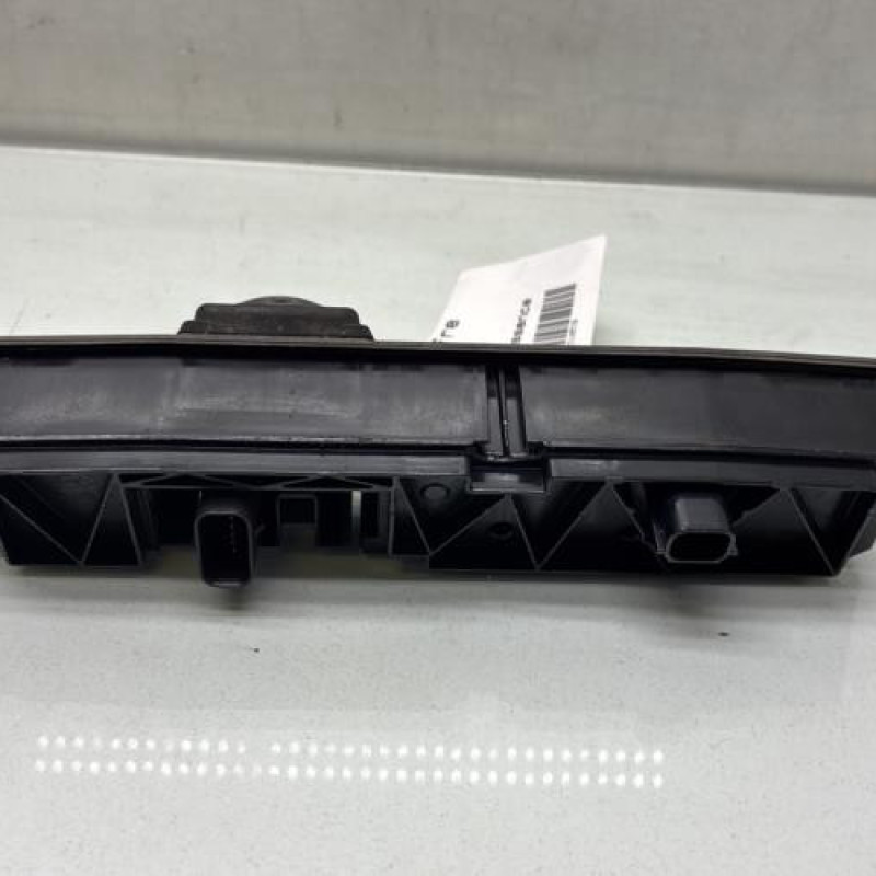 Bouton de coffre FORD FIESTA 7 Photo n°3