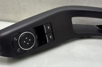 Interrupteur de leve vitre avant gauche FORD FIESTA 7 Photo n°1