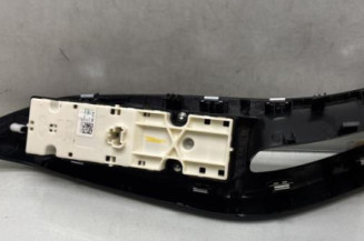 Interrupteur de leve vitre avant gauche FORD FIESTA 7