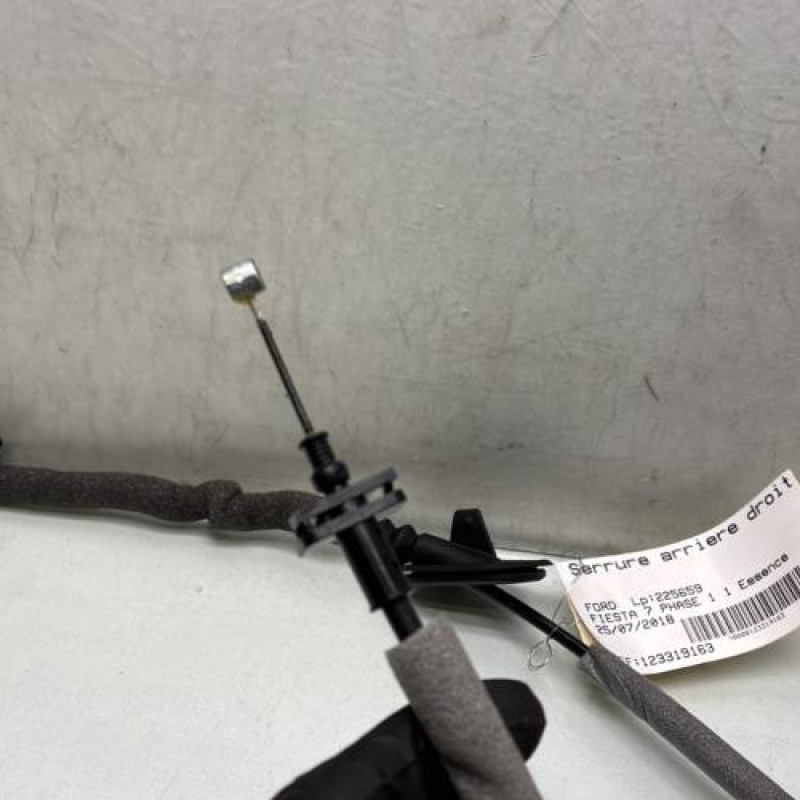 Serrure arriere droit FORD FIESTA 7 Photo n°2