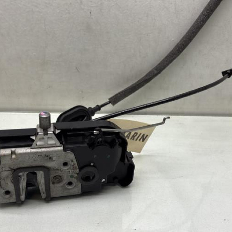 Serrure avant gauche FORD FIESTA 7 Photo n°1