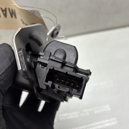 Serrure de coffre FORD FIESTA 7