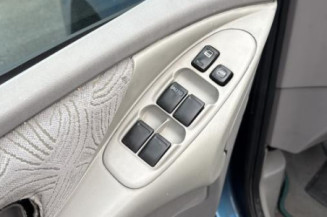 Pare choc arriere NISSAN ALMERA TINO